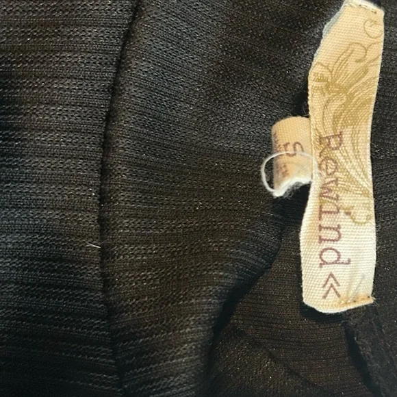 Rewind Black Elegant Cleavage Cutout Long Sleeve Bodycon Form Fitting Dress - Picture 8 of 8